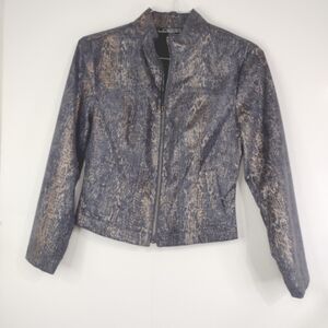 Linear light weight jacket size ((S)